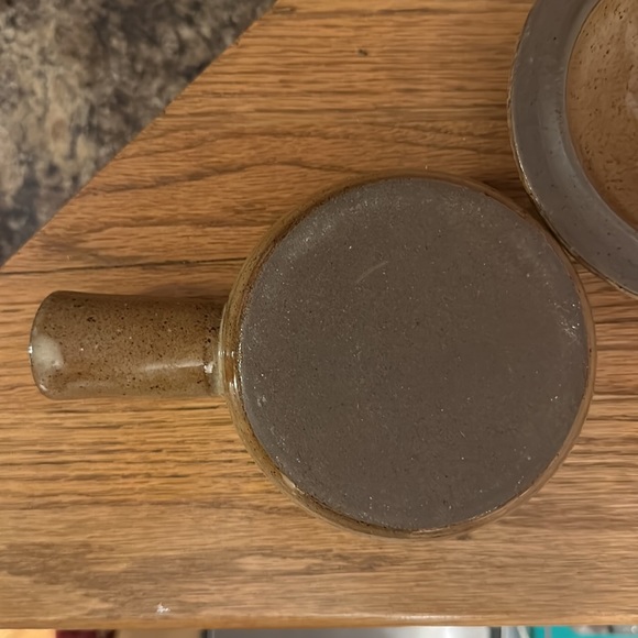 COPY - Crock with Handle and Vented Lid Stoneware Onion Soup Bowl - Picture 5 of 5